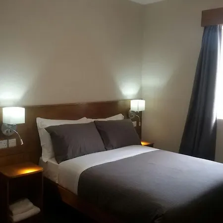 Crosshill House 4* Glasgow