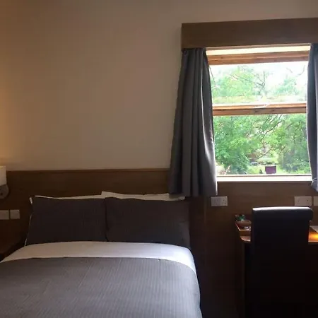 Crosshill House Hotel Glasgow