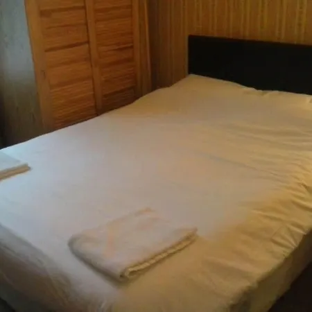 Oyo Beersbridge 3* Glasgow