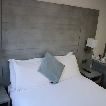 Brunswick Merchant Glasgow