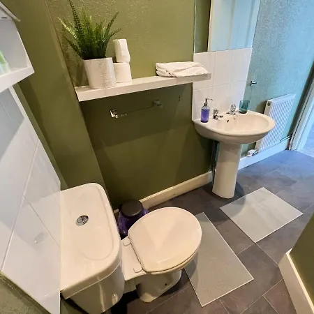 West End Studio Apartment Glasgow