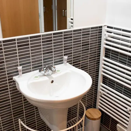 Pass The Keys Cosy 1 Bed Next To Sec, Ovo Hydro, Finnieston 格拉斯哥
