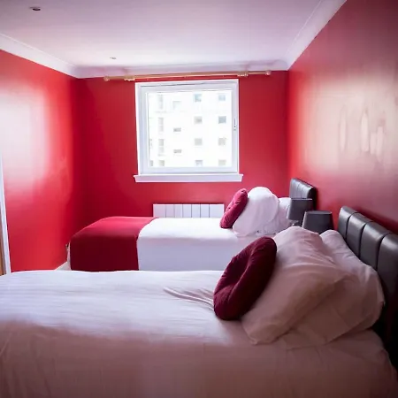 Pass The Keys Lovely 2-bed In Perfect City Location With Parking