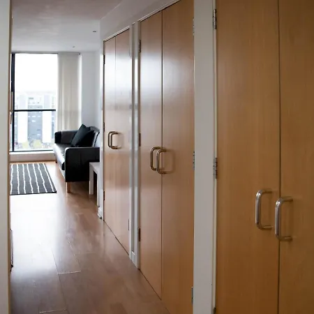 Pass The Keys Cosy 1 Bed Next To Sec, Ovo Hydro, Finnieston 格拉斯哥