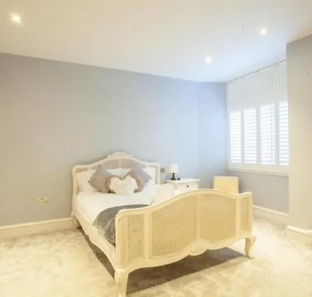 Stylish 2 Bedroom In Park Circus, West End * 글라스고