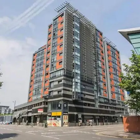 Secc&hydro Beautiful 2br With Free Parking