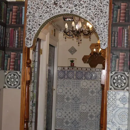 Apartment Luxurious Serviced In *