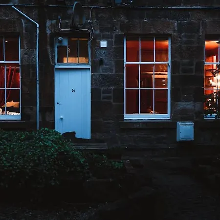Huntly House - A Like No Other Glasgow