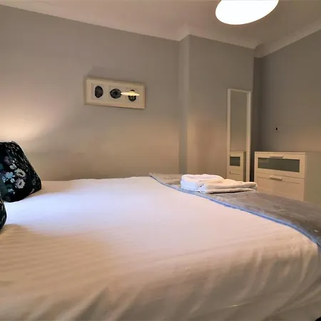 Signature - Moss View Apartment *