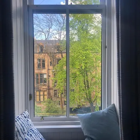 Beautiful Double In Idyllic West End Townhouse Ubytování v soukromí Glasgow