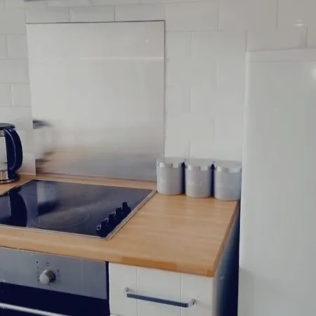 Bearsden Road Apartment