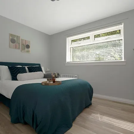 Luxury 1 Bedroom Serviced In Centre