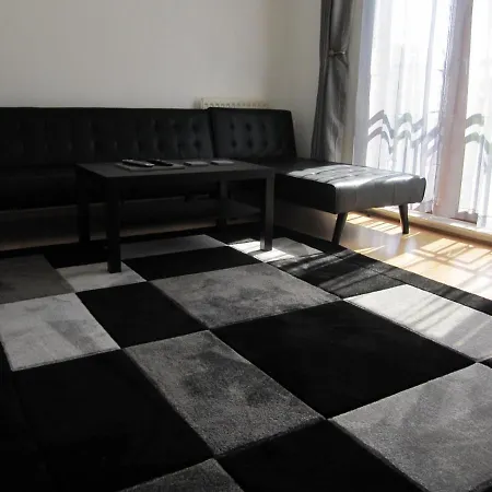 Appartement Cozy Off Road 2 Bedroom With Free Wi-fi And Private Parking