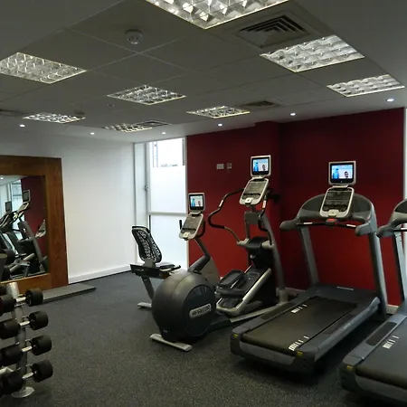 Hilton Garden Centre Hotell 4*