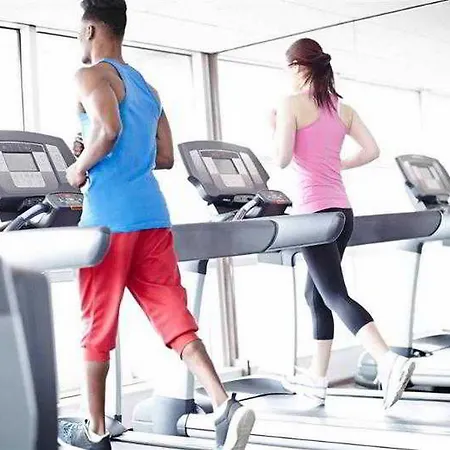 Отель Novotel Centre