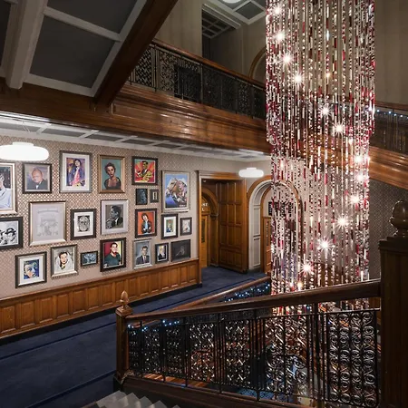 Voco Grand By Ihg מלון