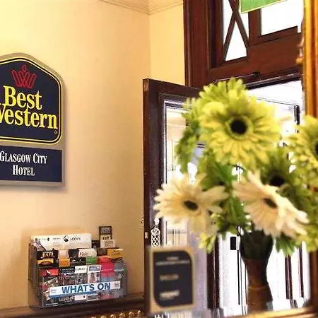 Safestay Charing Cross 3*