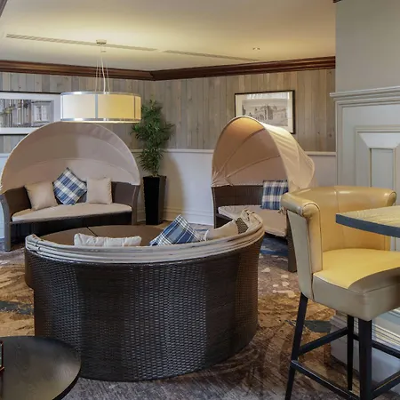 Grosvenor 4*