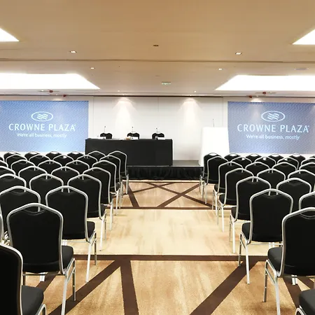 Crowne Plaza By Ihg Hotel 4*