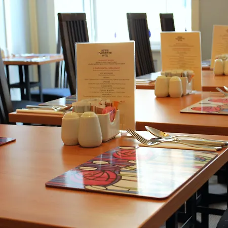 Rennie Mackintosh - Station 3* Glasgow