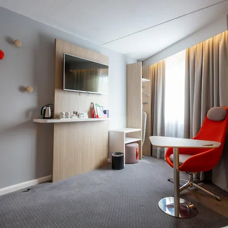 Hotel Express - - Ctr Theatreland By Ihg 3*