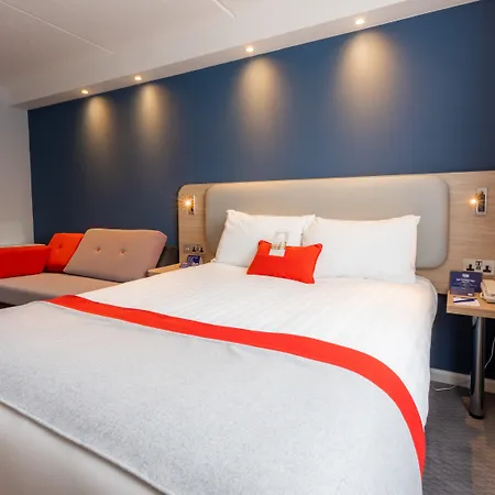 ホテル ホリデイ エクスプレス シアターランド グラスゴー