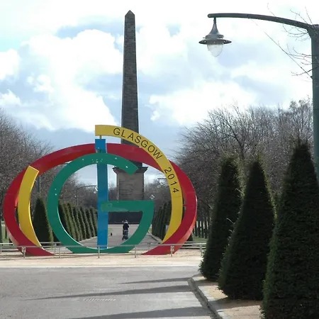 The Nelson - Spacious And Free Parking *