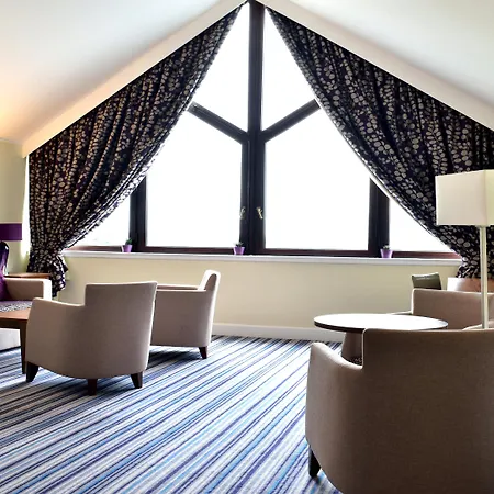 Glasgow - By Ihg Otel