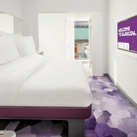 Yotel ホテル