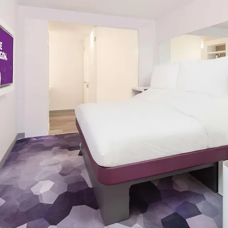 Yotel Szálloda