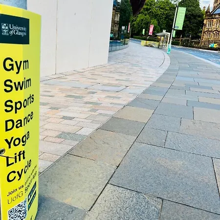 فيلة Designer House - Of / 'hillhead' West End G12 - Luxurious & Contemporary Detached House / Terrace / Garden / 'electric Car Charging' Garage Parking *