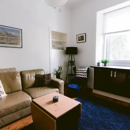 Pass The Keys 2 Bed In West End Apartment *