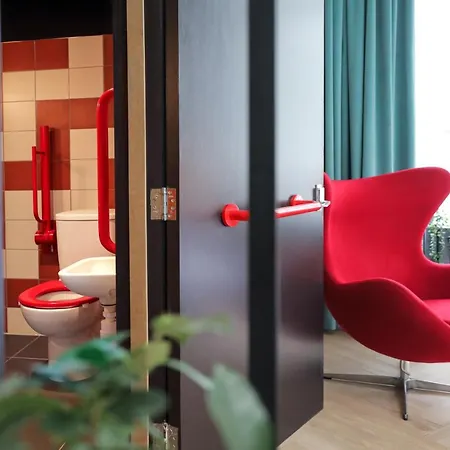 Otel Revolver Glasgow