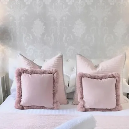 Two Bedroom Penthouse Apartament *