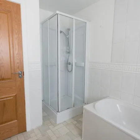 Beautiful Unique 3bed Mews House - Pass The Keys