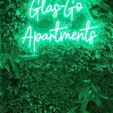 2 Bedroom At Secc Hydro Free Parking *