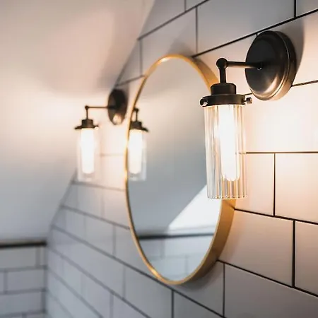 דירה The West End Loft - 5* Retreat - Private Parking! גלאזגו