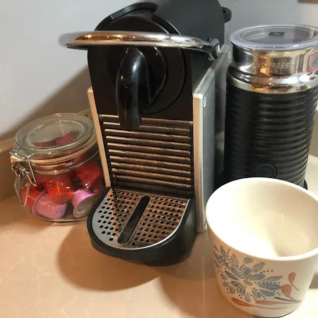 Stylish 2 Bedroom In Park Circus, West End דירה *