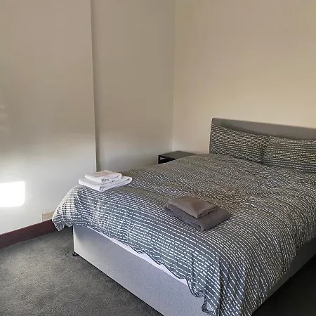 Mansewood Road Glasgow