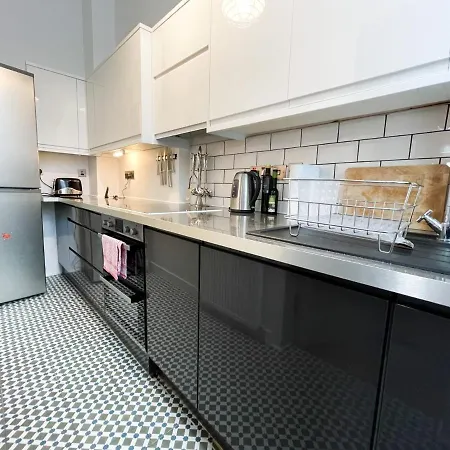 Lägenhet 1 Bed Character Filled