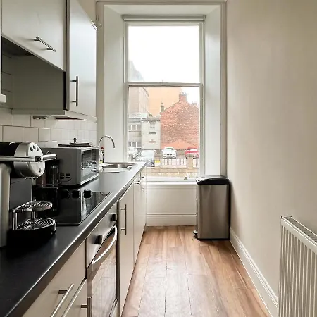 Large Blythswood Apartment