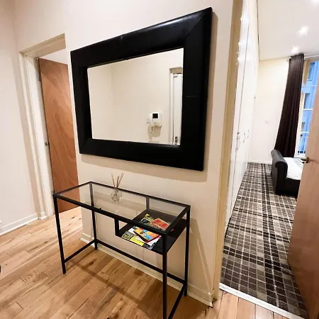 Queen Street Centre Apartment *