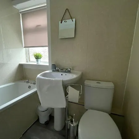 בית נופש Cardonald House *