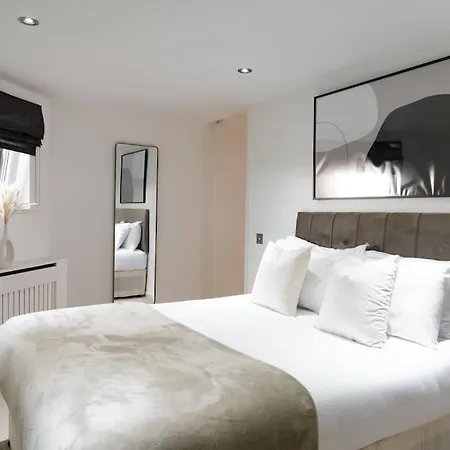 The Penthouse - Luxury Like No Other *