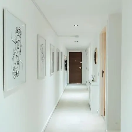 The Penthouse - Luxury Like No Other 公寓 *