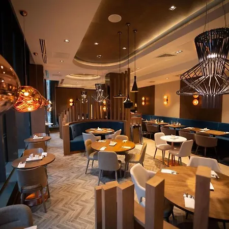 Clayton Hotel 4*