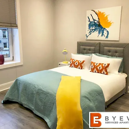 Byevo Almar - Close To And Airport - Perfect For Contractors Or Large Groups גלאזגו