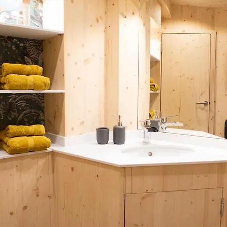 Appartement Craigmaddie Muir Roundhouse With Hot Tub Romantic, Luxury, Rural For 2 Near Milngavie