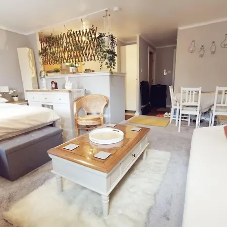 Lovely Studio Flat In Centre