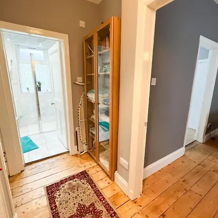 Apartment Cozy And Stylish 2br Flat *